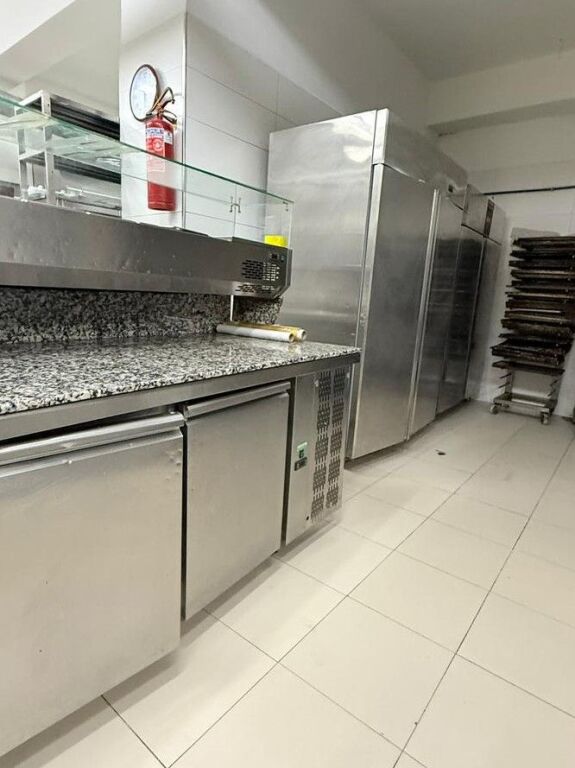 ‼️SUPER OCCASIONE‼️  Vendesi commerciale PASTICCERIA FORNO DI PANE IN VENDITA IN VIA Kavaja