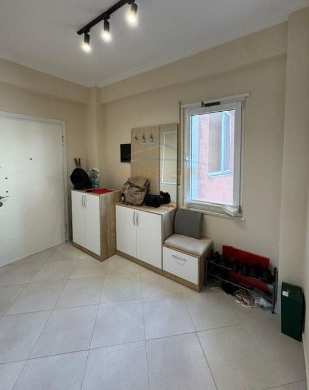 Affitto, Appartamento 2+1, Lago Secco, Tirana.