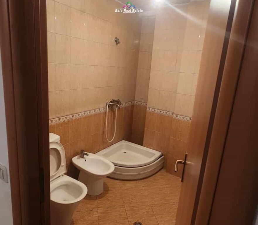 Appartamento in Affitto 2+1 Vicino al Palazzo con Freccia (ID B2201880) Tirana