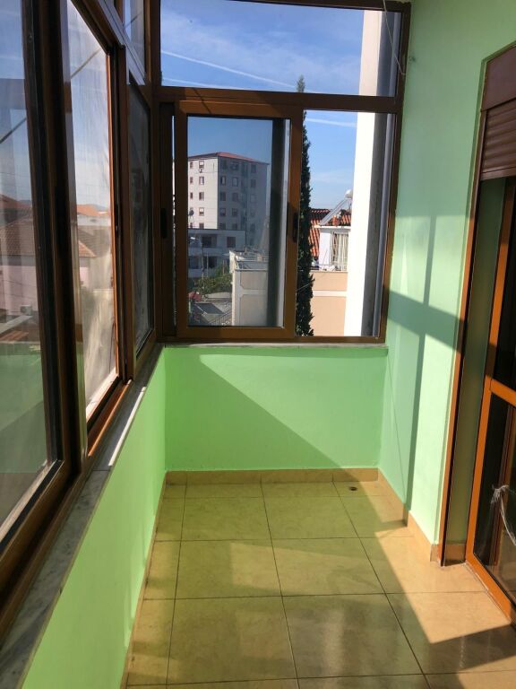 In affitto Appartamento 2+1+Balcone con🅿️parcheggio📍Via Jordan Misja