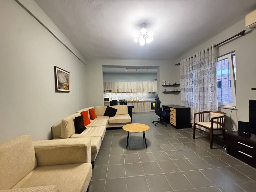 JAPIM ME QERA APARTAMENT 1+1 TEK MINE PEZA