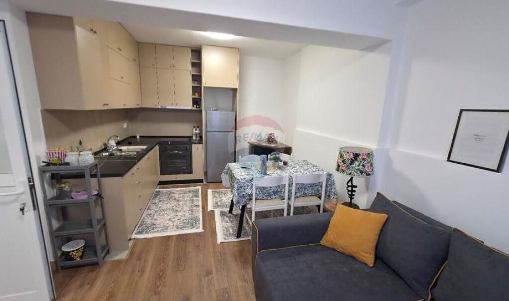 Apartment 1+1 for Rent Bill Clinton Street, Paris Commune  ID:530221059-484