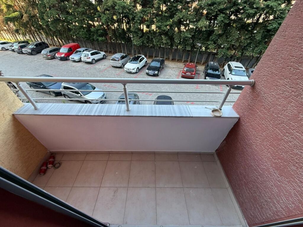 APARTAMENT 1+1 NE PLAZH DURRES, PER SHITJE ! KOMPLEKSI TOCAK