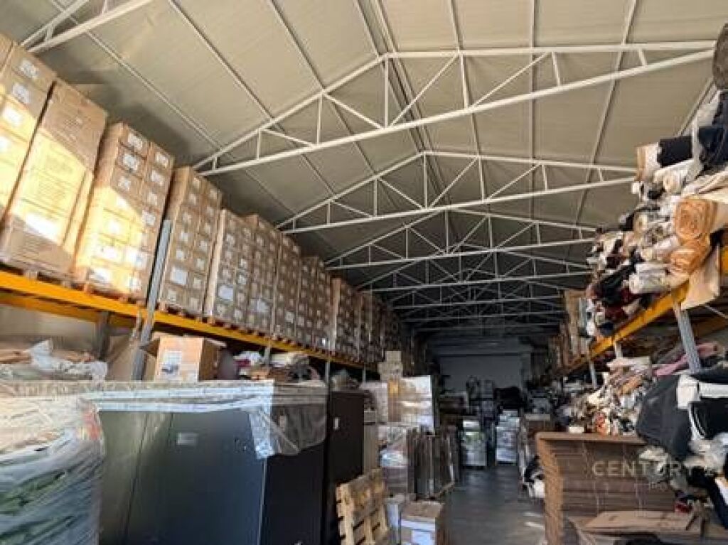 WAREHOUSE 600M2 FOR RENT AT JORDAN MISJA STREET !