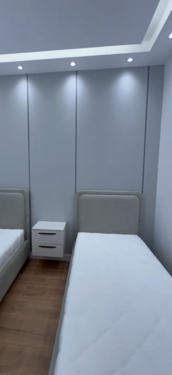 Apartament 2+1 per shitje perballe American 3