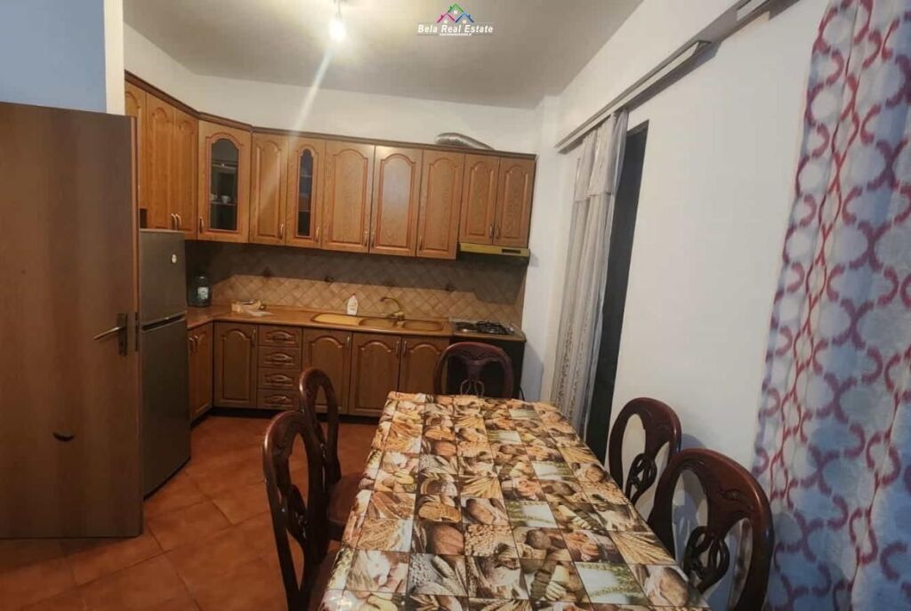 Appartamento in Affitto 2+1 Vicino al Palazzo con Freccia (ID B2201880) Tirana
