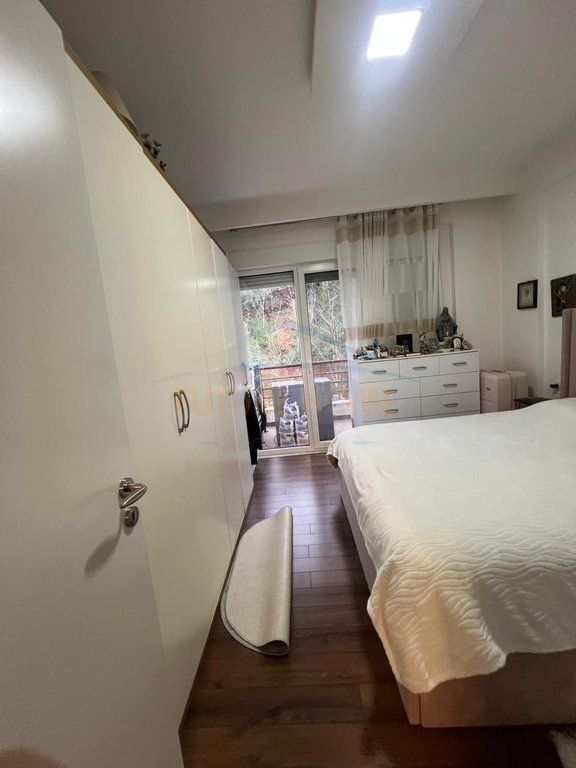 Shitet Apartament 2+1+2, Kompleksi FZ, Liqeni i Thate