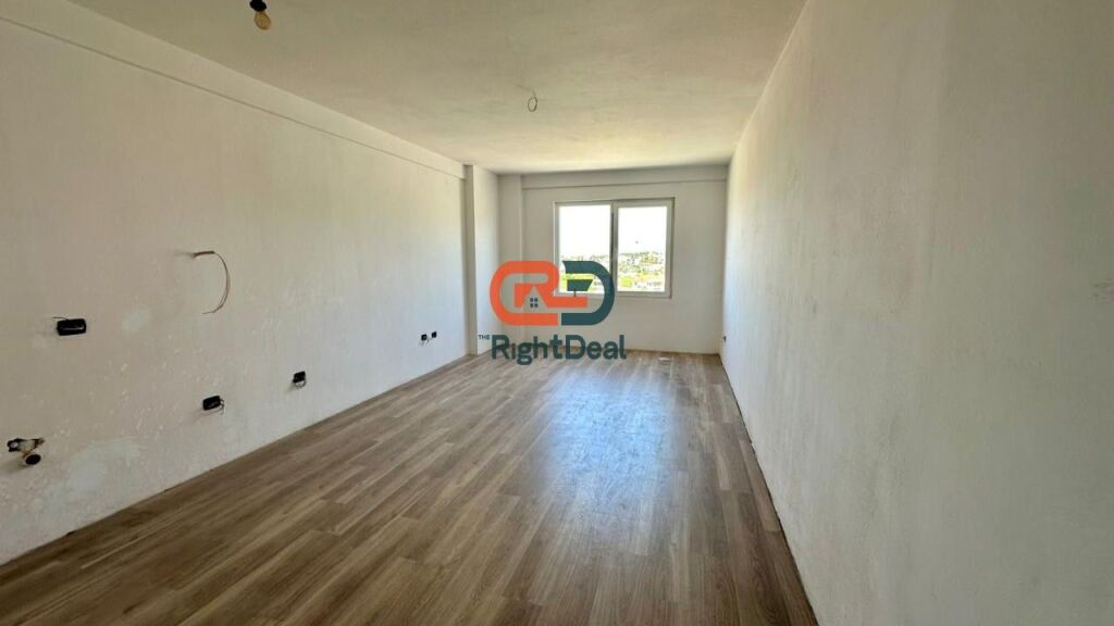 Okazion Kleringu!!! Tek Kompleksi "Shehu Konstruksion", Shitet Apartament 2+1+2, Me Pamje Te Lire!!!