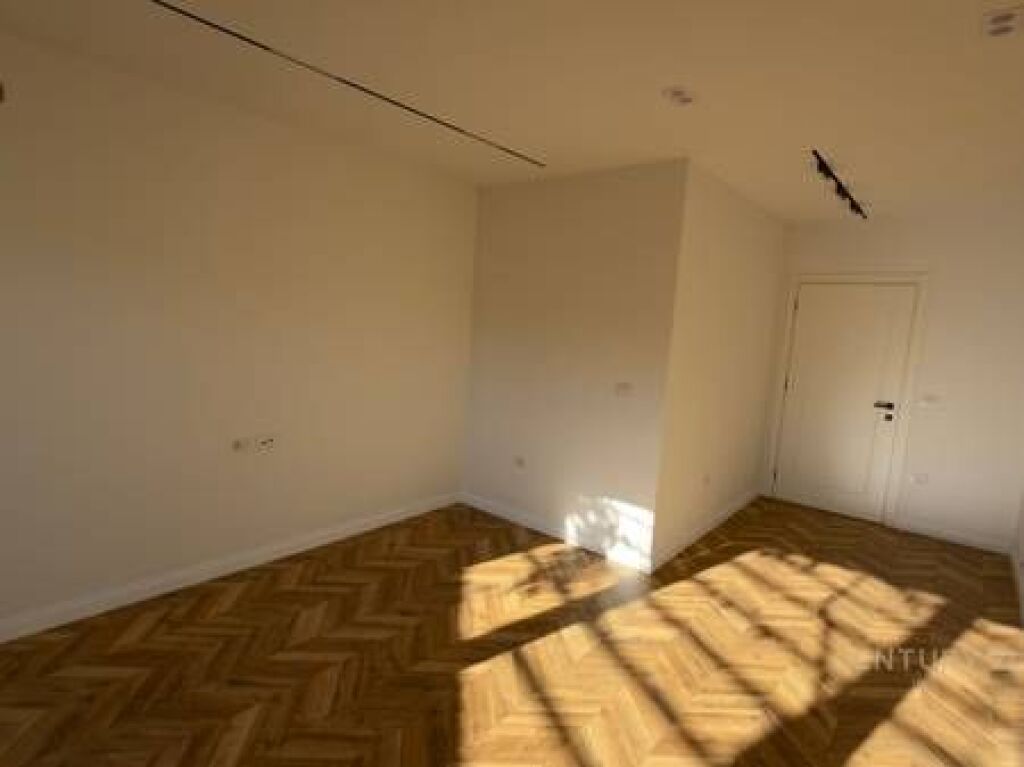 VENDESI APPARTAMENTO 1+1 PRESSO LA RESIDENZA KODRA E DIELLIT | 130,000€