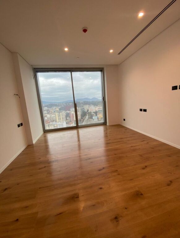 🏢 Office for Rent – Downtown One, Tirana