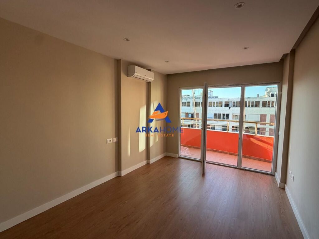 IN VENDITA APPARTAMENTO 2+1 "AL NUOVO BOULEVARD" 190.000 EURO