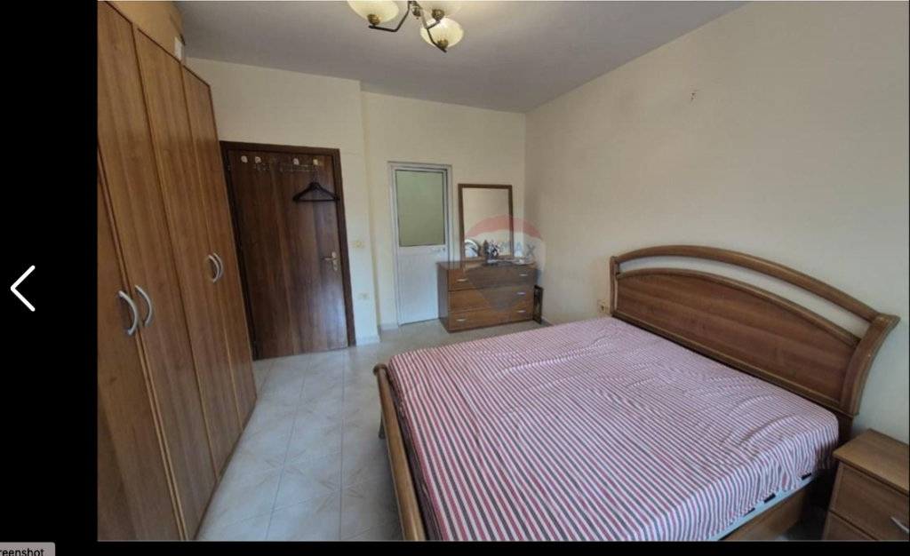 Apartment for rent 2+1 at Komuna e Parisit