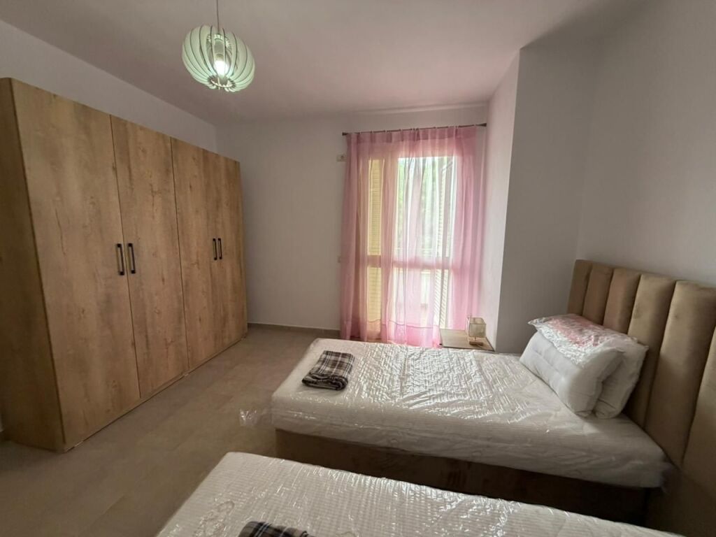 Apartament me qira 2+1+2+2