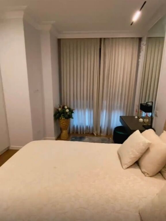APARTAMENT 2+1+2+ POST PARKIMI ME QIRA, RRUGA E BARRIKADAVE, TIRANE! 1,700 € /Muaj