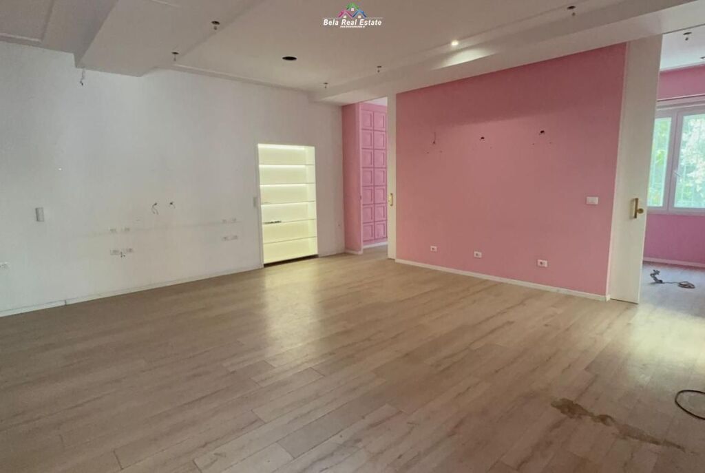 Zyre Me Qera Tek Sheshi Willson (ID BZ2937) Tirane