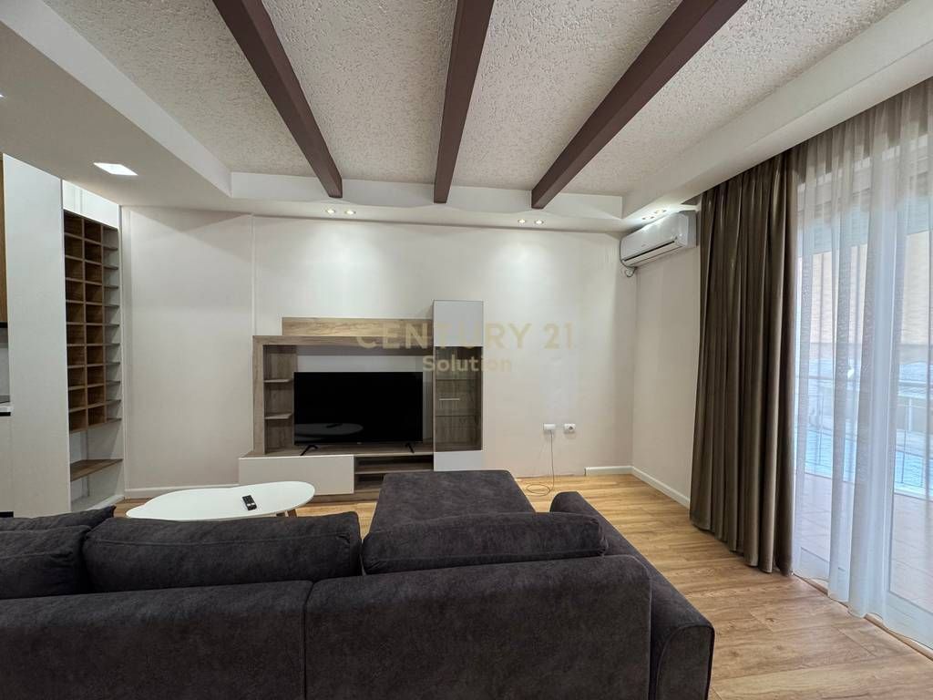 SHESIM APARTAMENT 1+1 TE INVESTUAR TEK KOPSHTI BOTANIK!