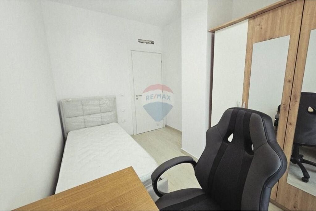 Affittasi appartamento 2+1+veranda nel complesso Aura