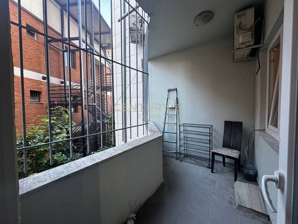 JAPIM ME QERA APARTAMENT 1+1 TEK MINE PEZA 550 € /Muaj