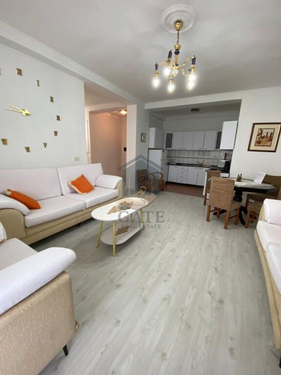 Apartament 2+1 me qira – Qendër Durrës