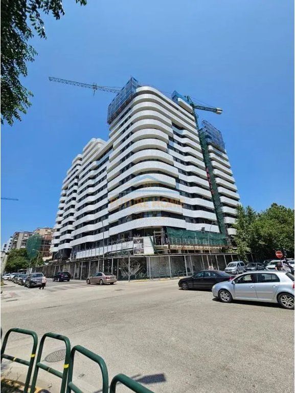 Qera, Njesi Biznesi, Bulevardi Gjergj Fishta, Tirane