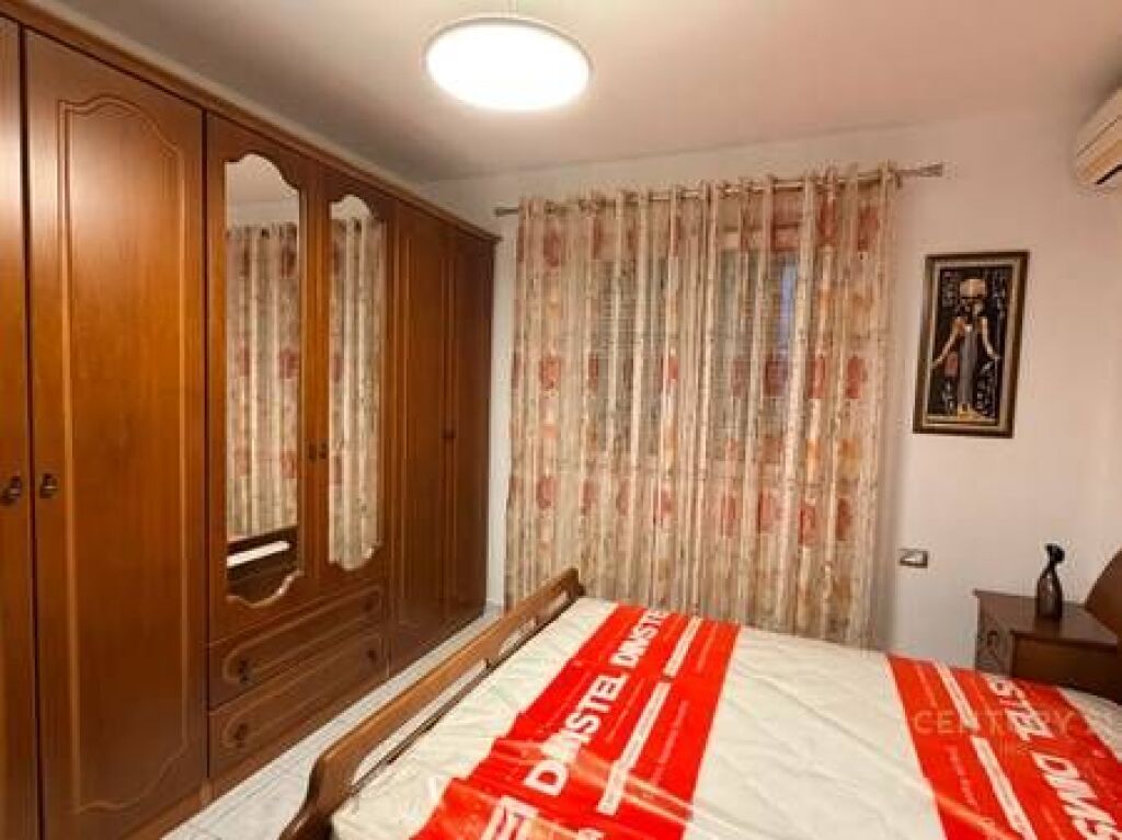 JEPET ME QIRA APARTAMENT 1+1 TEK 21 DHJETORI | ÇMIMI 50,000 ALL