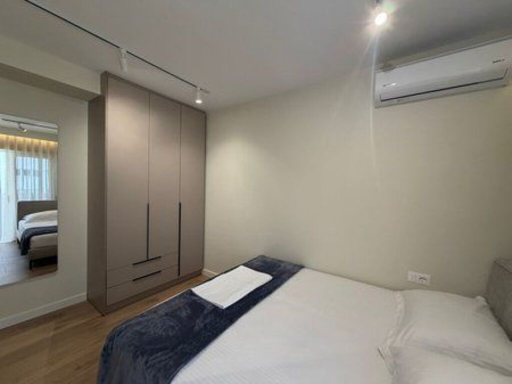 In vendita, 2 Appartamenti 1+1, 21 Dhjetori, Tirane.