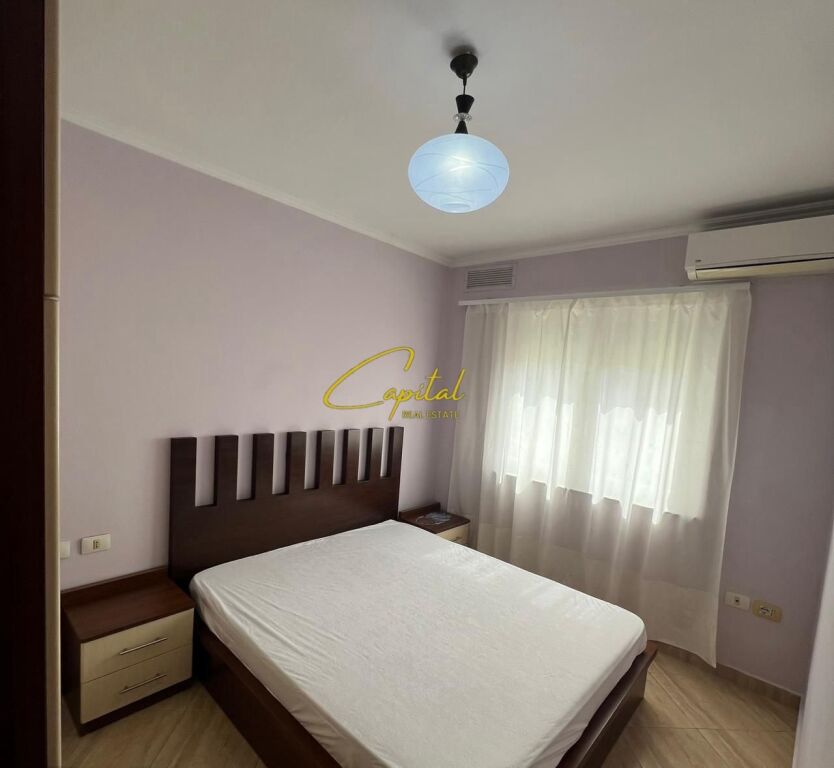 APARTAMENT ME QIRA 1+1 RRUGA E DIBRES 45.000 LEKE