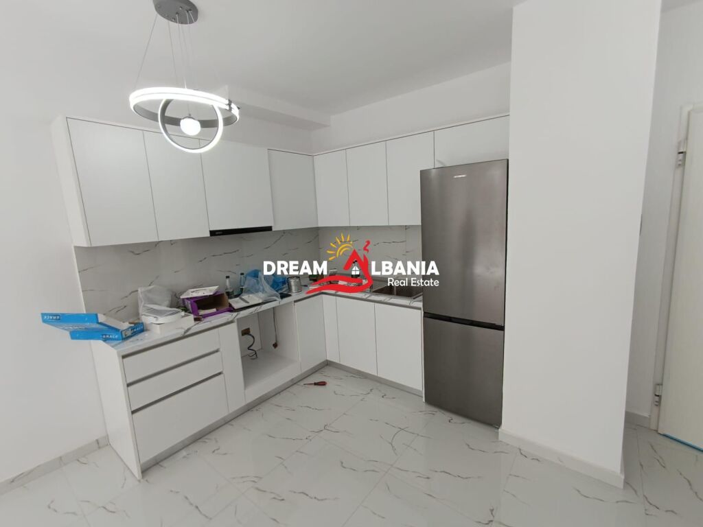 Appartamento 1+1 in affitto in Via Jordan Misja a Tirana (ID 42111563)