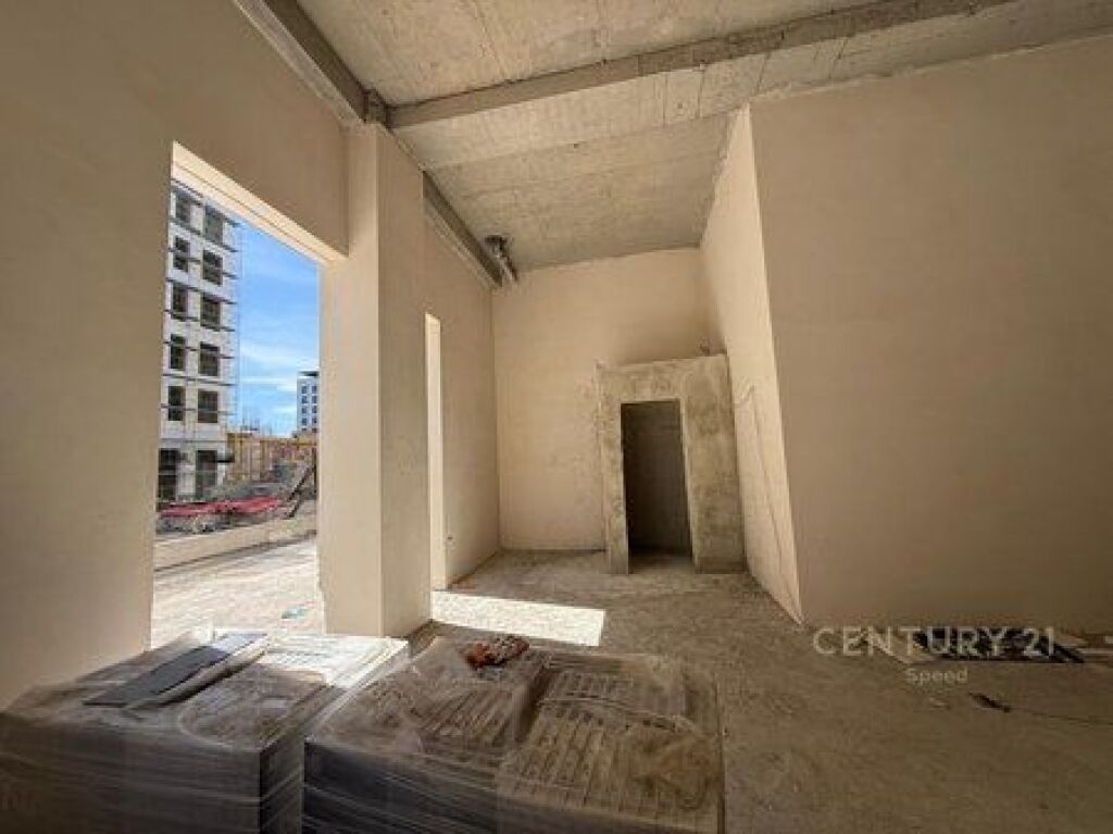 Locale commerciale in vendita a "Tirana New Entry 2" nella zona di Ish Dogana!!