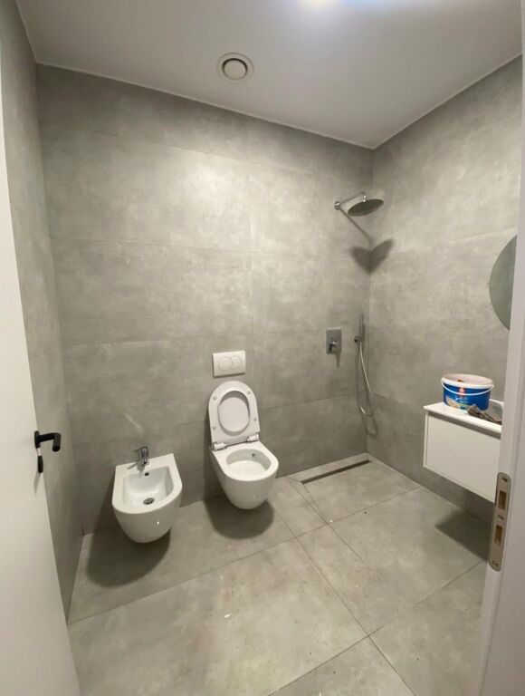 🏢 Office for Rent – Downtown One, Tirana