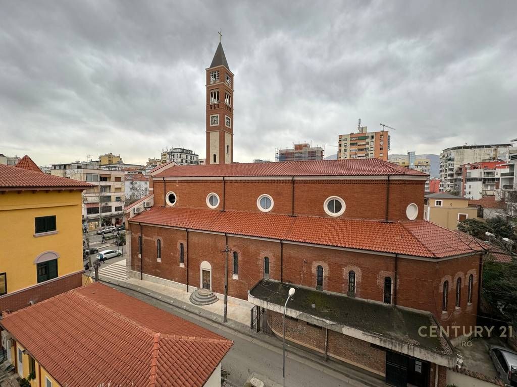 SHITET APARTAMENT 1+1 TEK KISHA KATOLIKE, RR. KAVAJES | 23,000,000 ALL