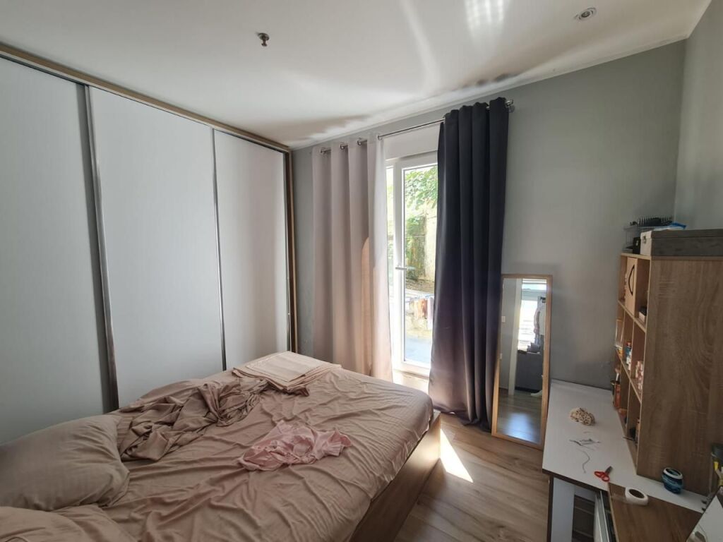 Shitet Apartament 1+1 te Liqeni i Thate/ Prane Kopshtit Zoologjik