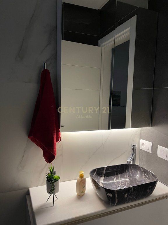 Apartament 2+1 Në Shitje në Gjirin e Lalzit, Durrës - 250,000€ | 95 m²