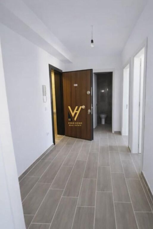 OFFICE 98 M2 FOR RENT AT 5 MAJI 40,000 LEKE