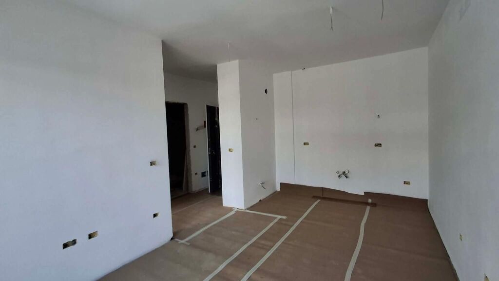 APARTMENT FOR SALE 1+1 AT UNIVERS CITY FINAL PHASE