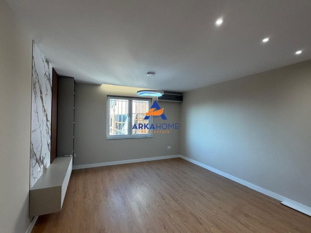 IN VENDITA APPARTAMENTO 2+1 "AL NUOVO BOULEVARD" 190.000 EURO