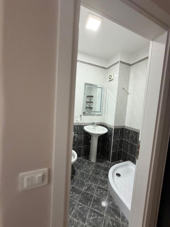 Apartment 2+1 for rent – Yzberisht - Floor: 3 (with elevator) !