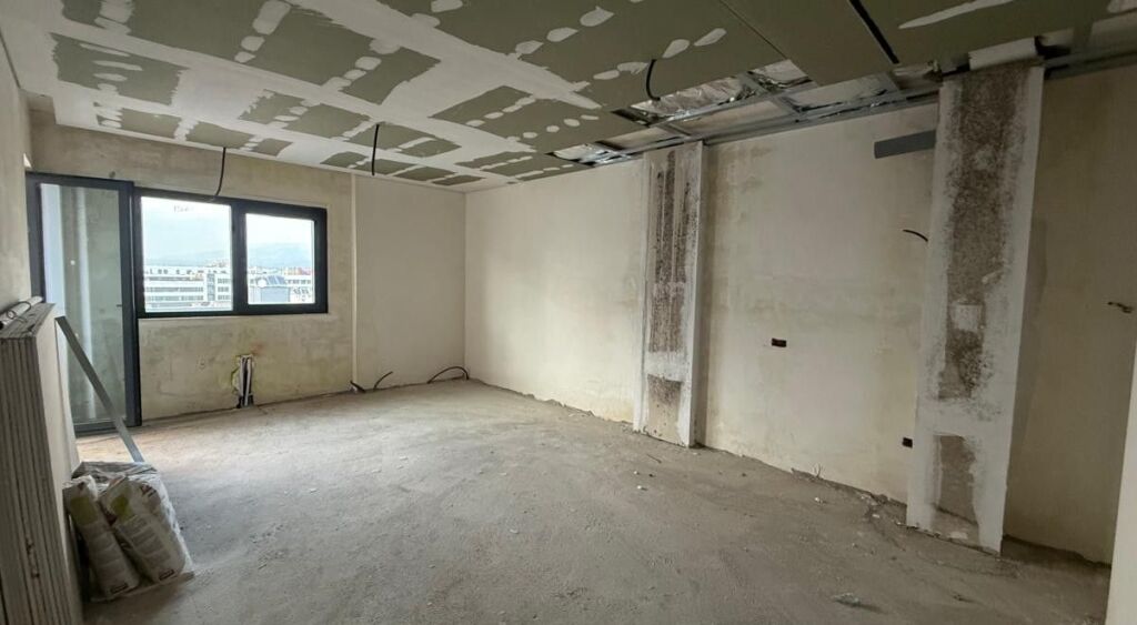 🏢 Corner Residence Shitet apartament 2+1+2