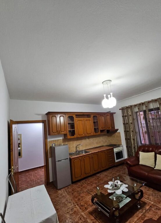 Jepet me qera shtepia 2+1 , Astir prane Viles L 450 mije leke