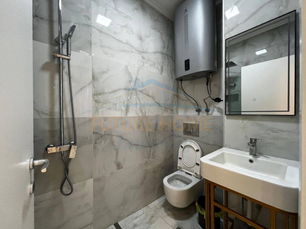 Affitto, Appartamento 2+1+3, Nuovo Mercato, Tirana.
