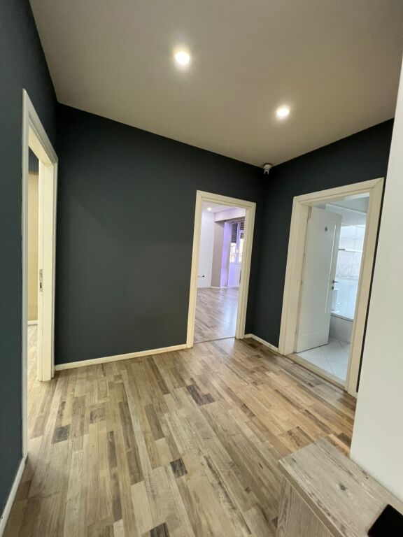 OFFICE FOR RENT 110M2 BLLOK