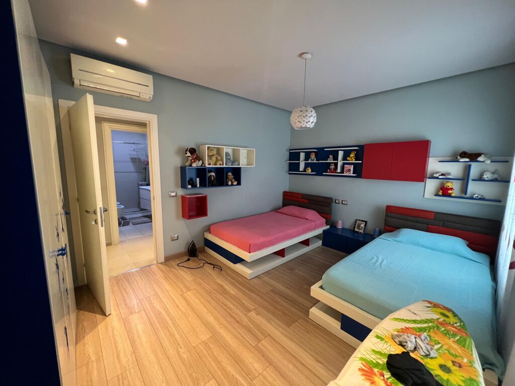 📣 QERA SUPER Apartament 2+1 Me 2 Tualete Dhe 2 Ballkone 📍 Zogu i Zi , Prane Ring Center ✨    