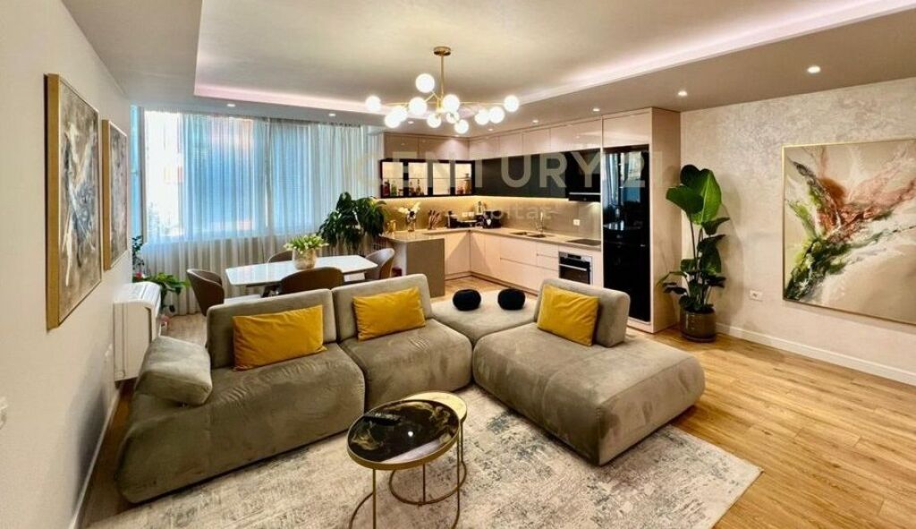 Apartament 2+1+2 ne shitje tek Komuna e Parisit
