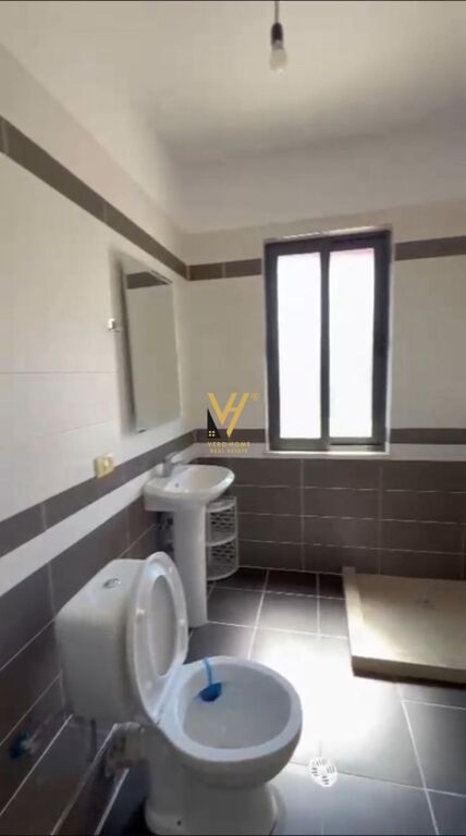 VENDESI APPARTAMENTO 2+1+2+BLK A ASTIR 176.000 EURO