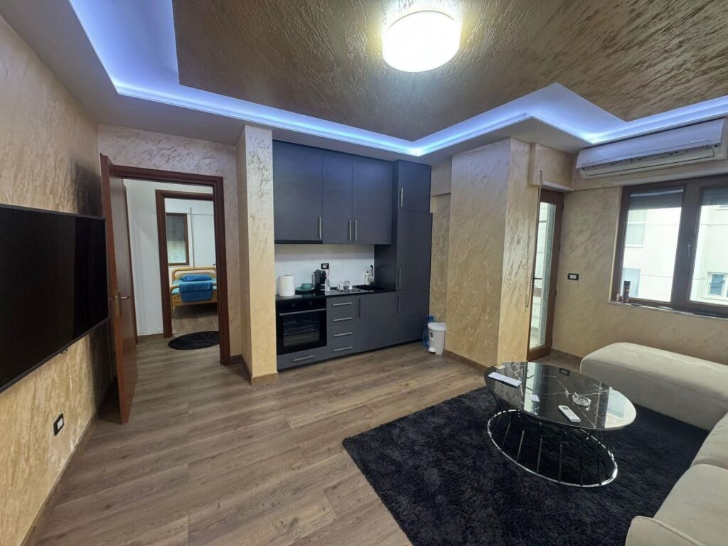 Shitet apartament 2+1 në një nga zonat më të kërkuara të bregdetit, Mali i Robit 🌊