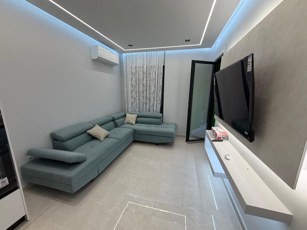 Apartment 1+1+parking for sale 5 Maji