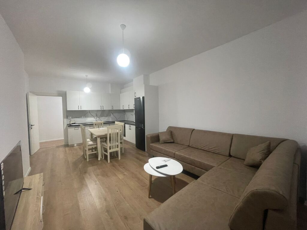 Appartamento 2+1 in affitto a Kamez