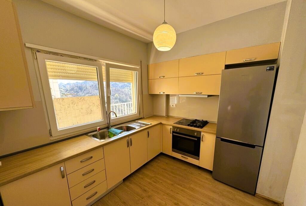 APARTAMENT 2+1+2 PER SHITJE TE KOPSHTI BOTANIK !