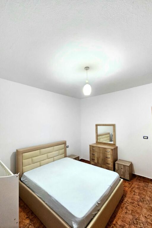 Jepet me qera shtepia 2+1 , Astir prane Viles L 450 mije leke