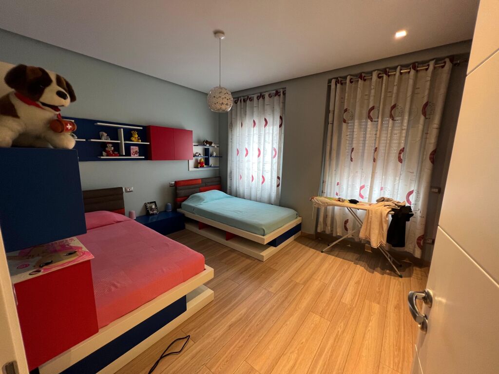 📣 QERA SUPER Apartament 2+1 Me 2 Tualete Dhe 2 Ballkone 📍 Zogu i Zi , Prane Ring Center ✨    